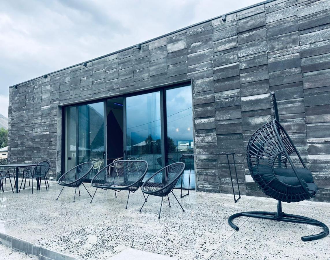 Alpine Escape Kazbegi Villa ภายนอก รูปภาพ